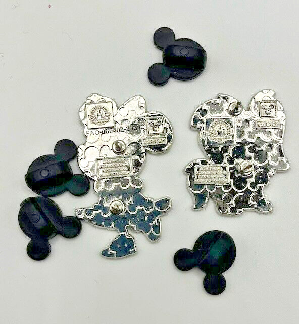 Disney BUILD-A-PIN  Minnie Mouse and Fifi 2 pin set carded